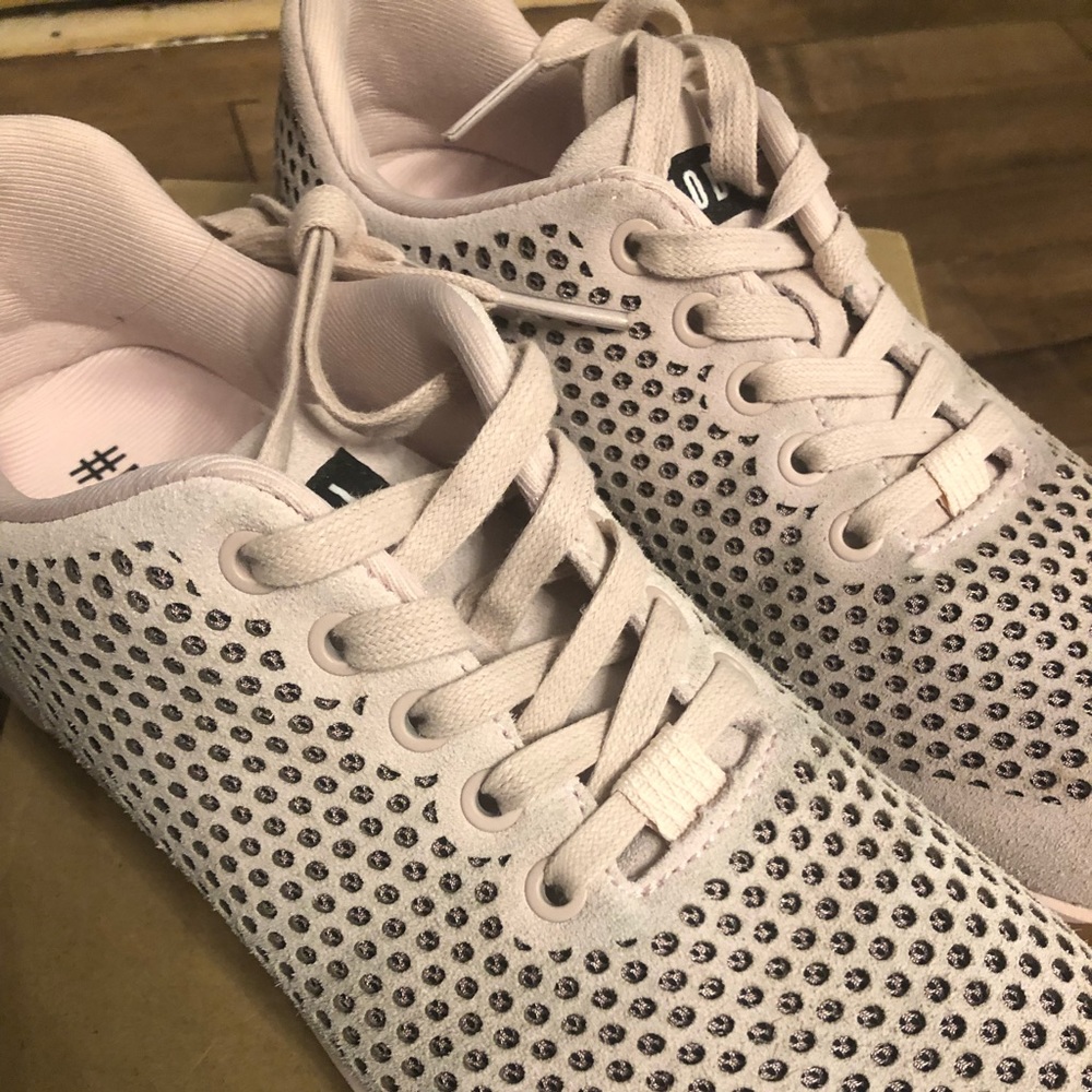 NOBULL blush leather trainer, size 10
